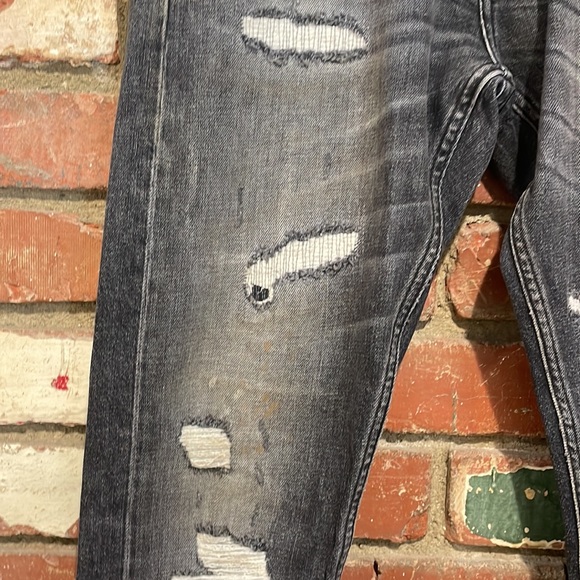 The Kooples distressed painted black slim fit  jeans NWT - Picture 2 of 9